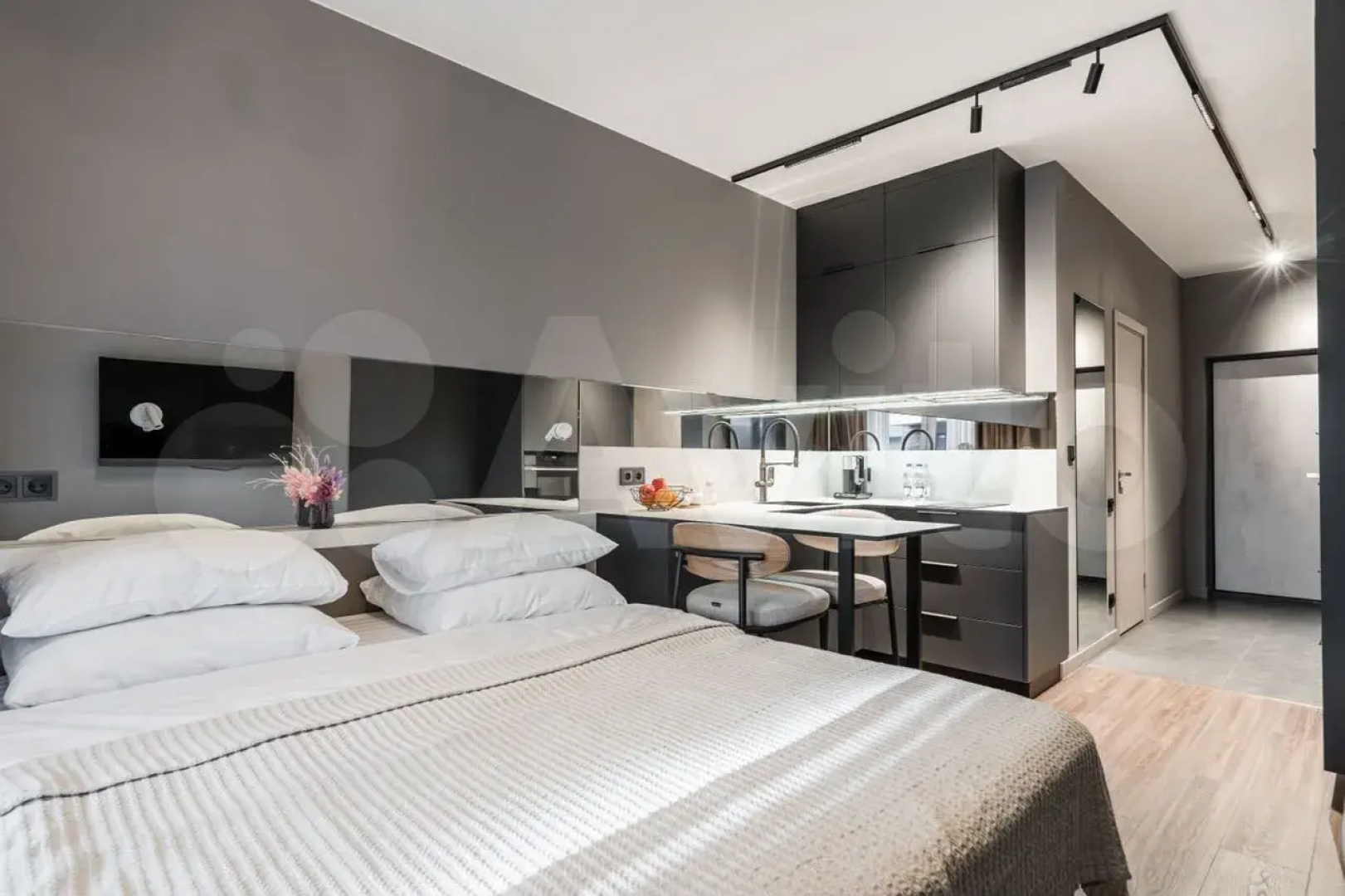 Апартаменты 3Roomz с бассейном и спортзалом