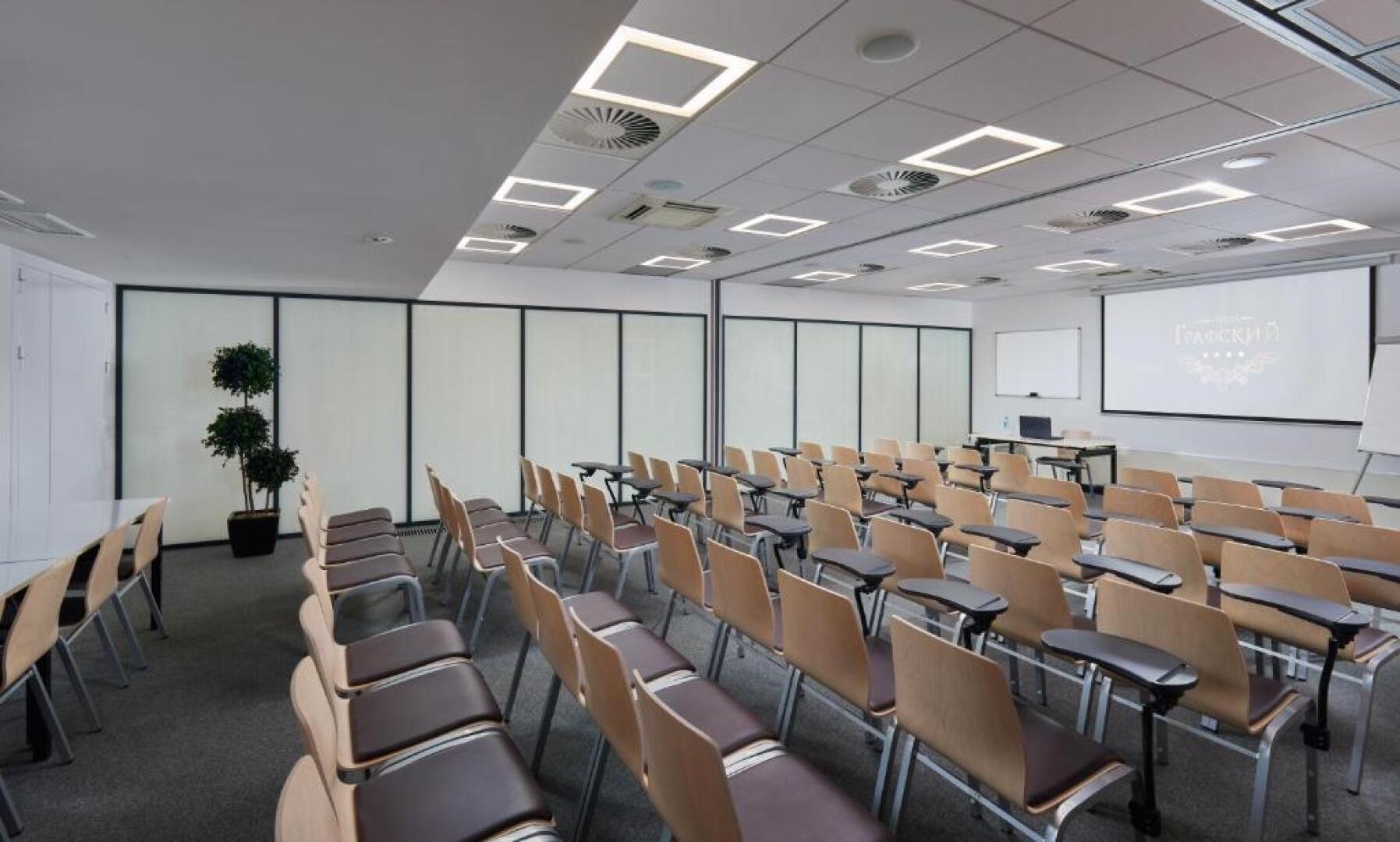 Отель Графский