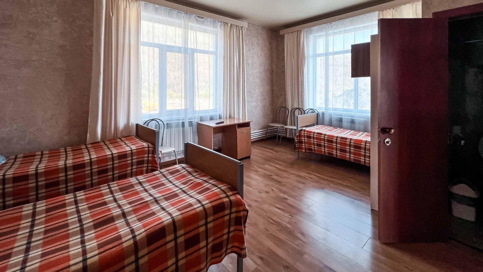 Гостиница Ани