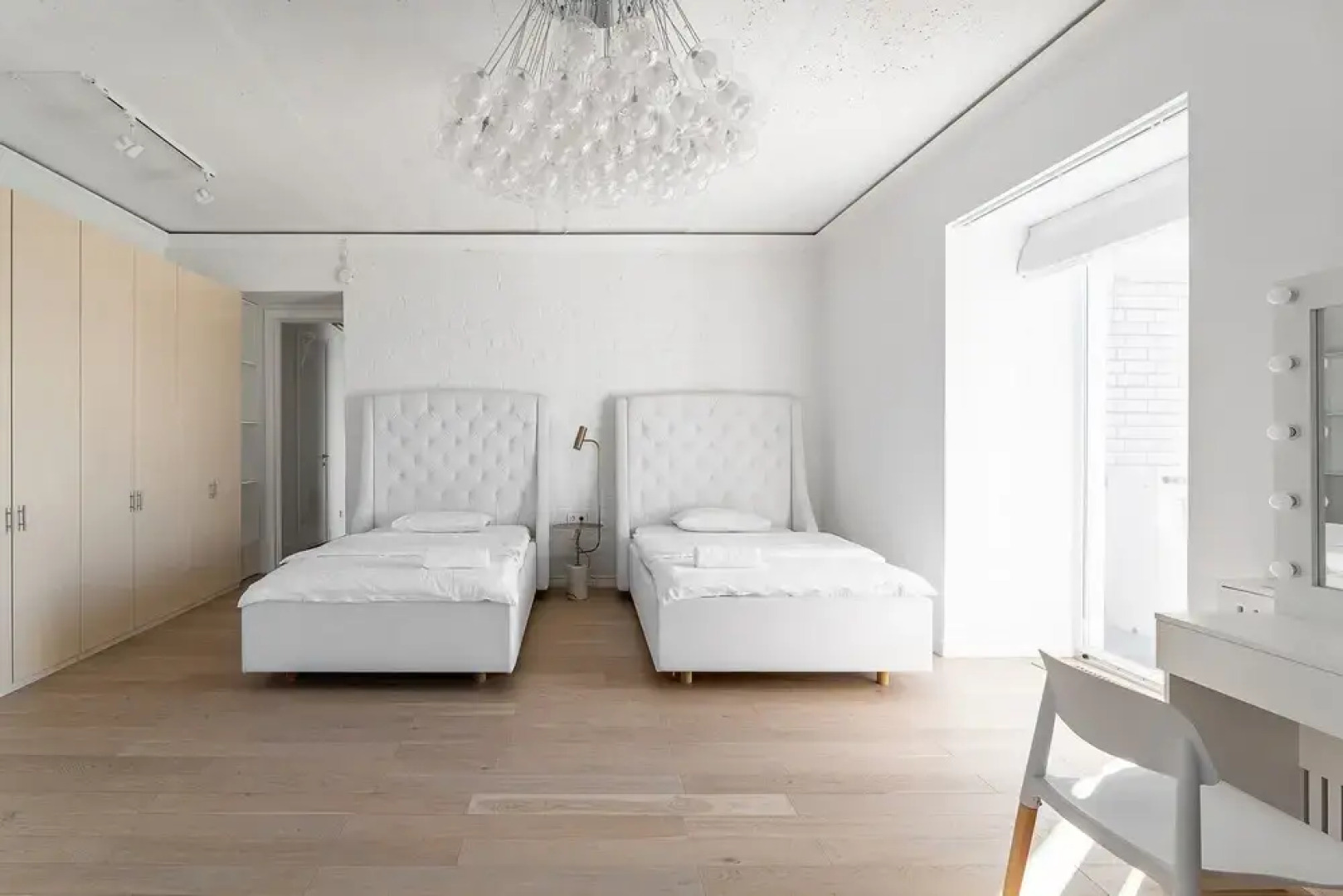 Апартаменты на первой линии главной набережной