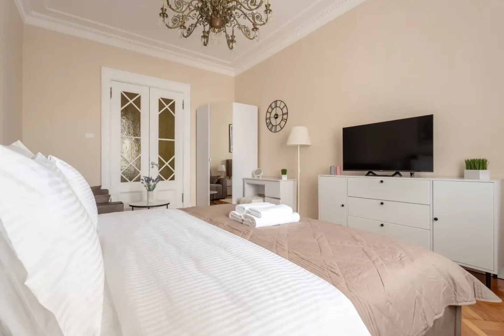 Апартаменты Улучшенные с Двумя Спальнями