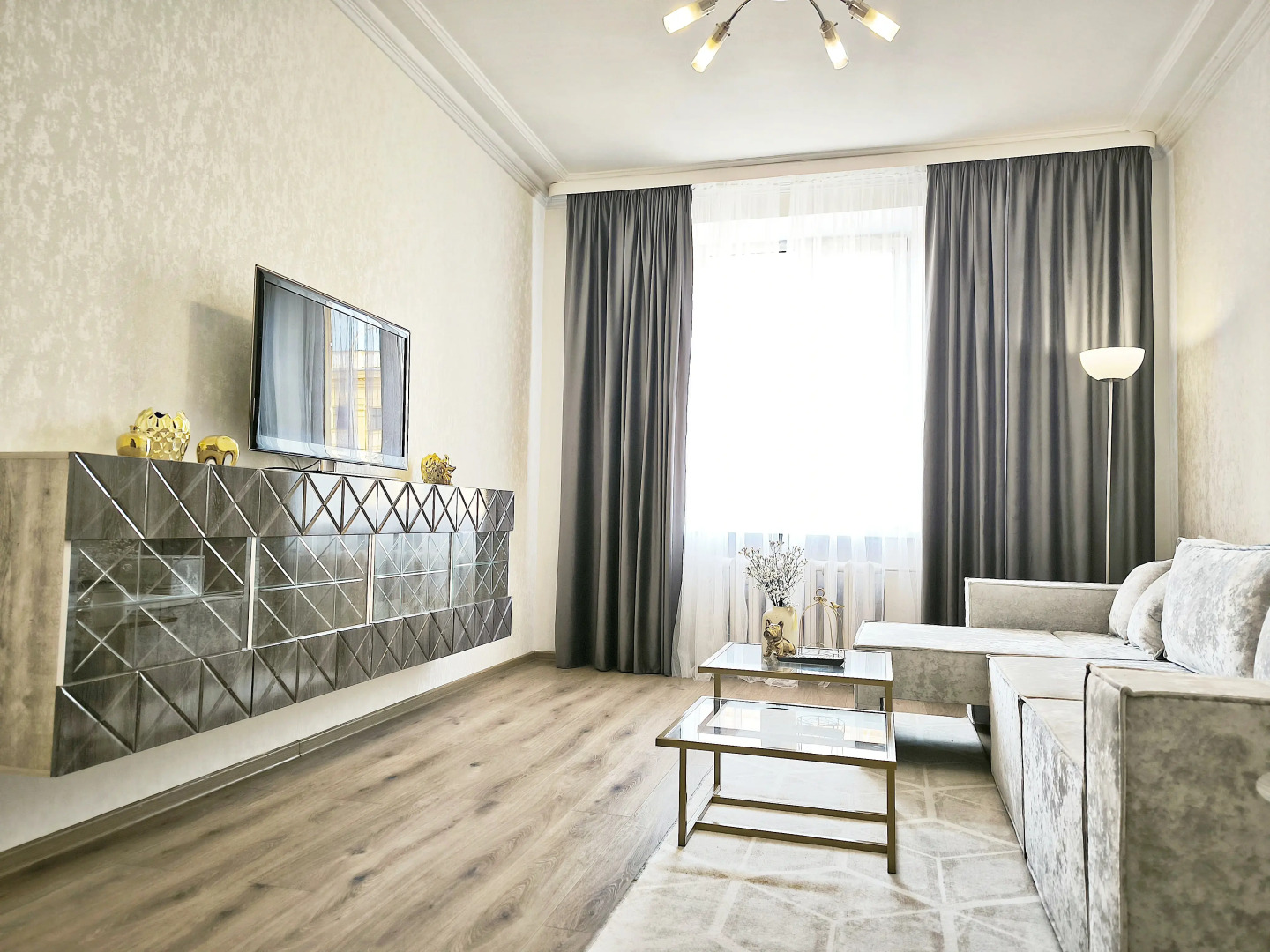 Апартаменты Проспект Независимости 44, Суперцентр, двушка