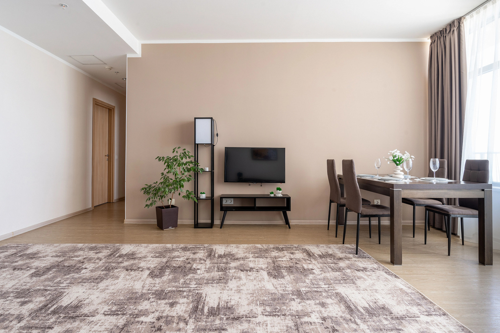 Квартира Орджоникидзе 11/1 6