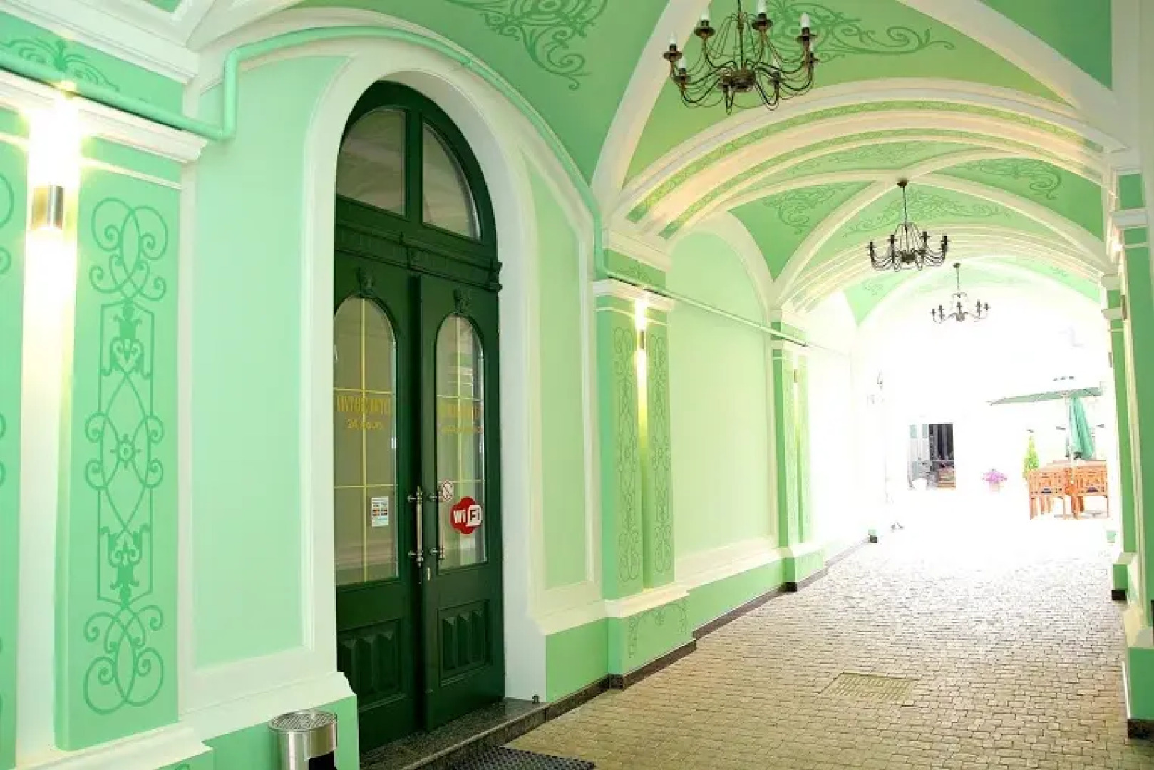 Отель Винтаж