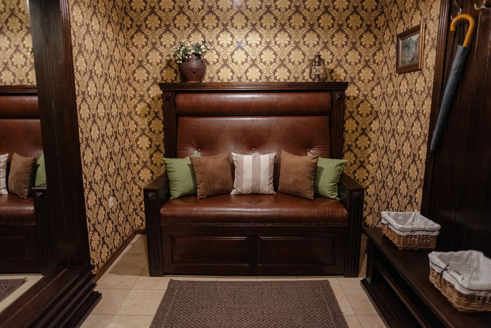 Апартаменты Люкс в доме купца Калугина с видом на Волгу