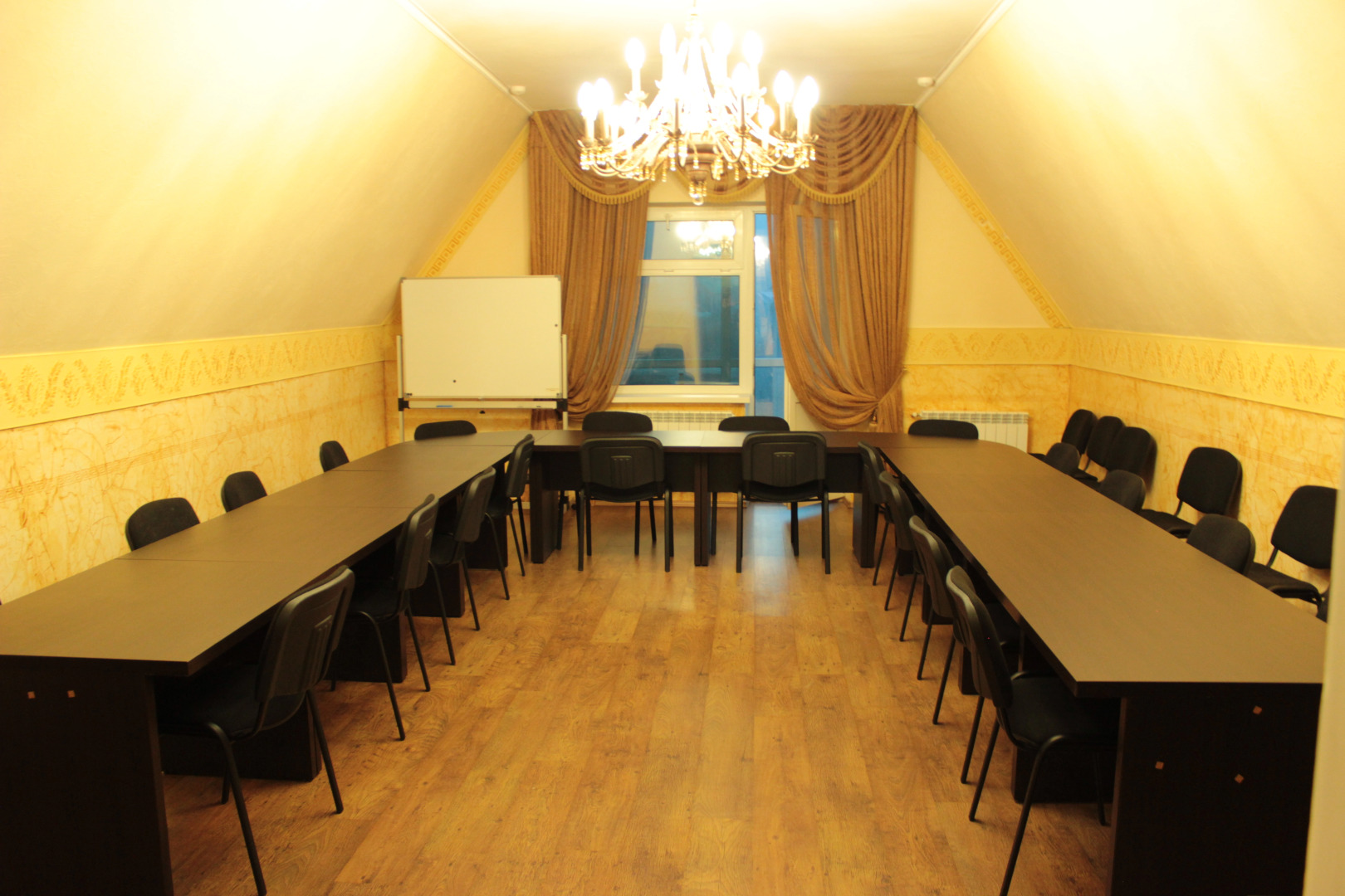 Гостиница Кристалл