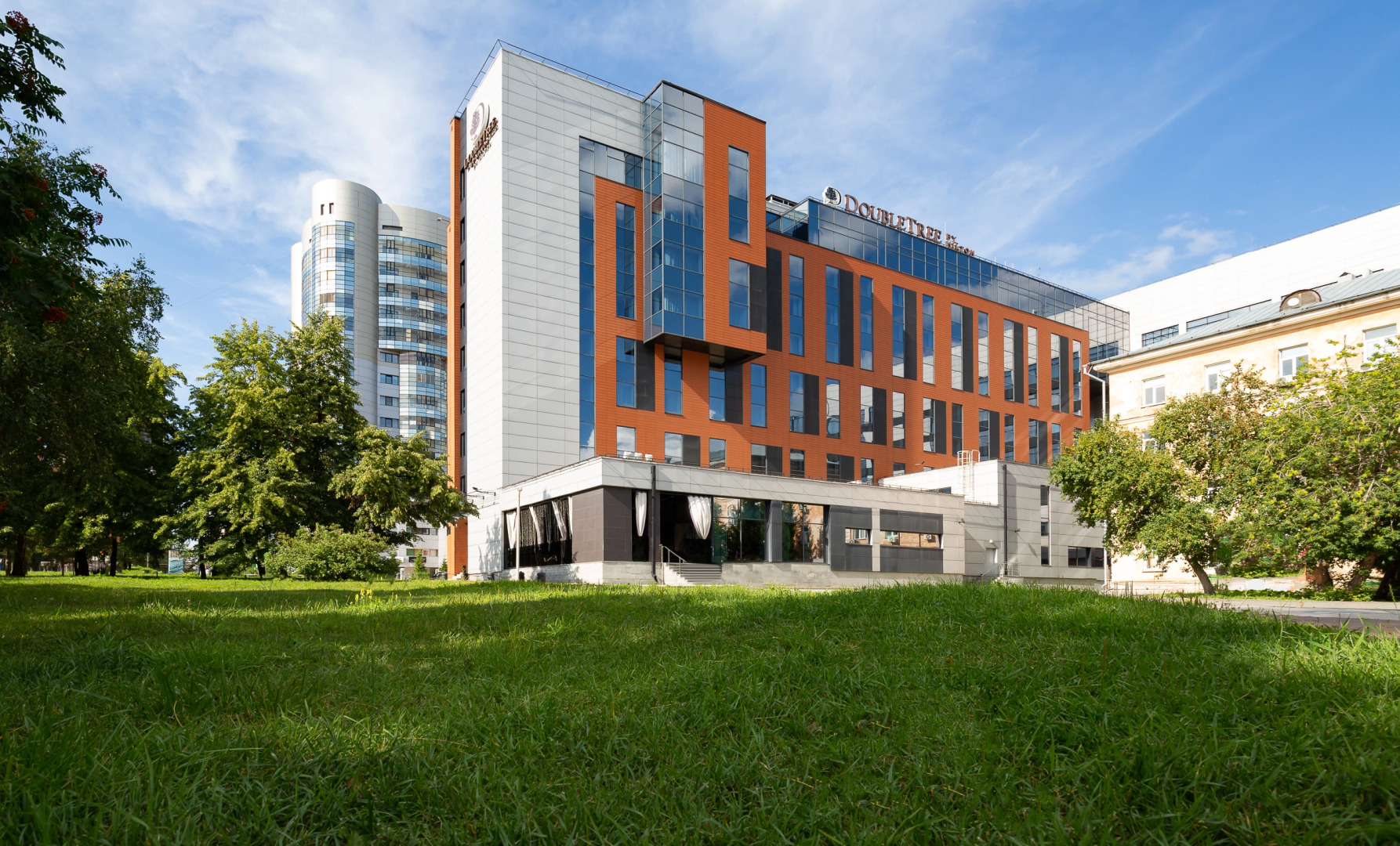 Отель DoubleTree by Hilton Novosibirsk