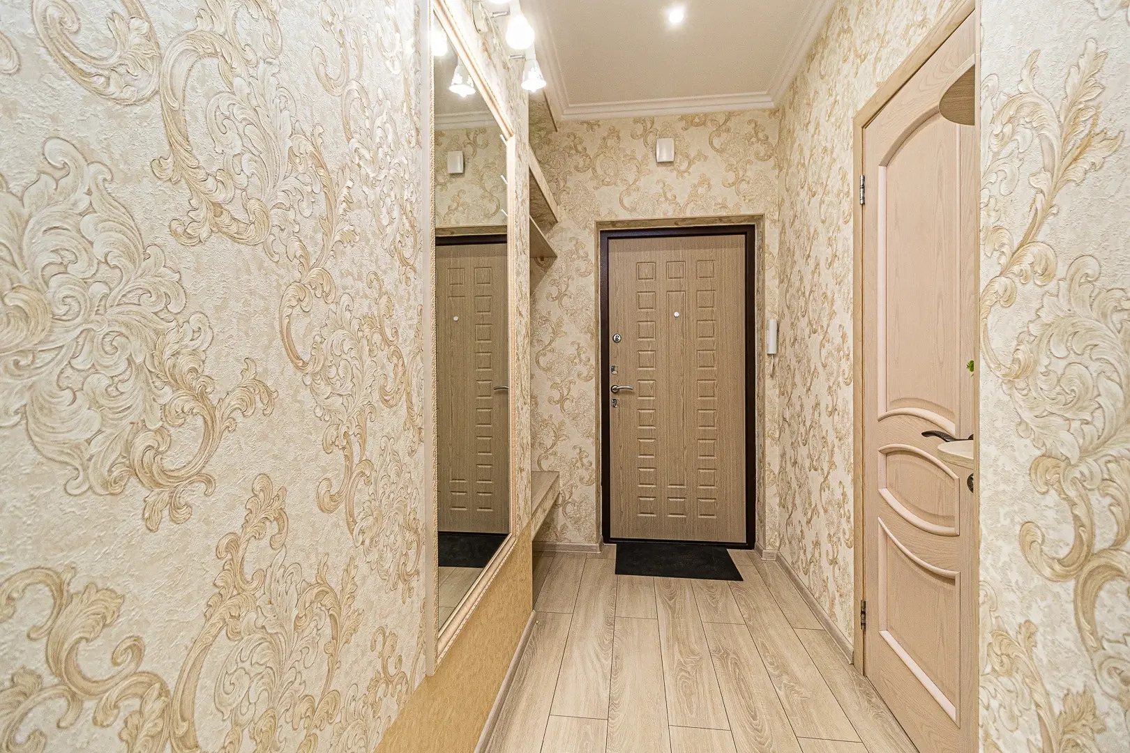 Квартира Однокомнатная на Яна Полуяна