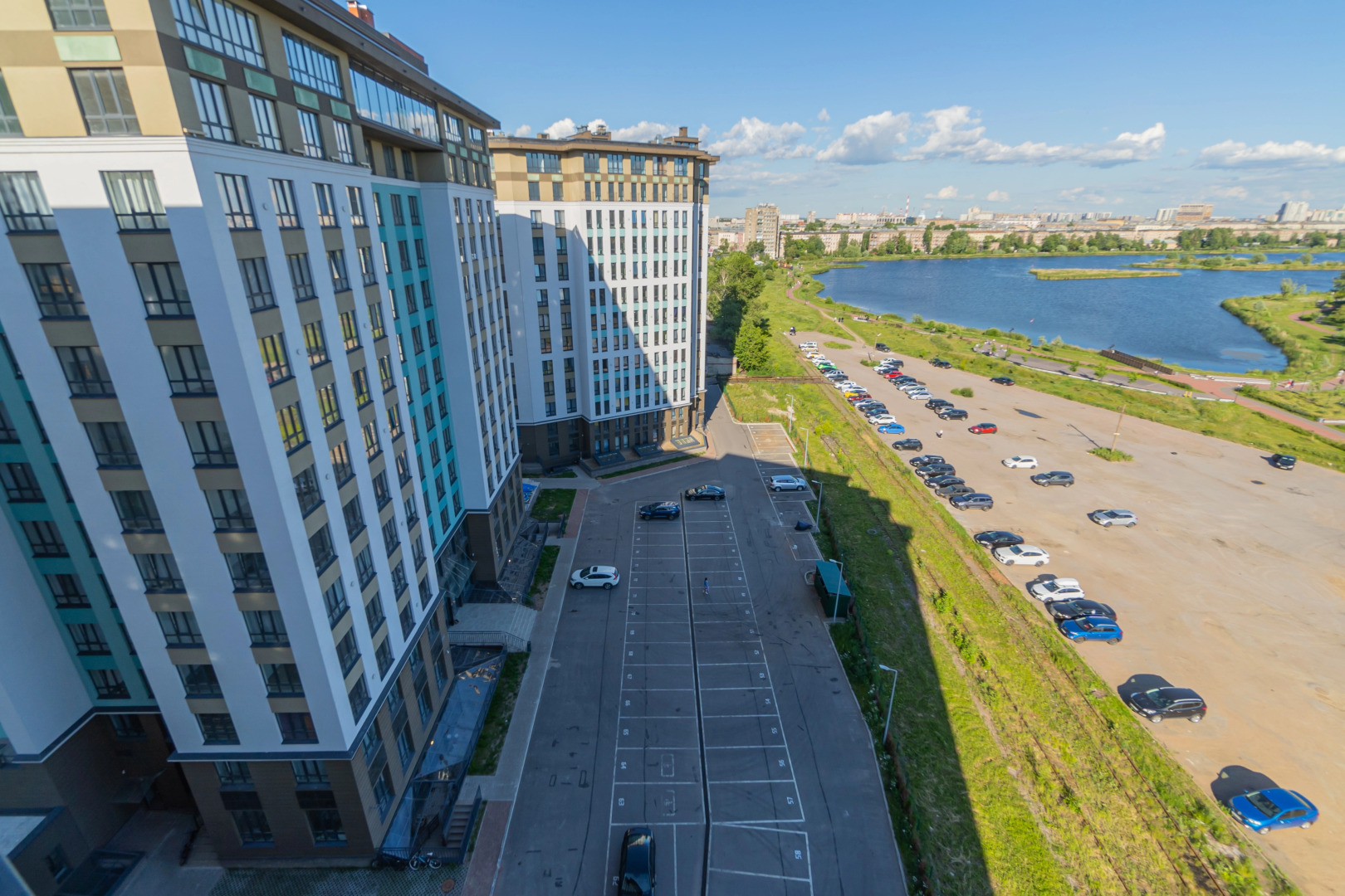 Апартаменты с современным ремонтом в новом Апарт-отеле “Начало"