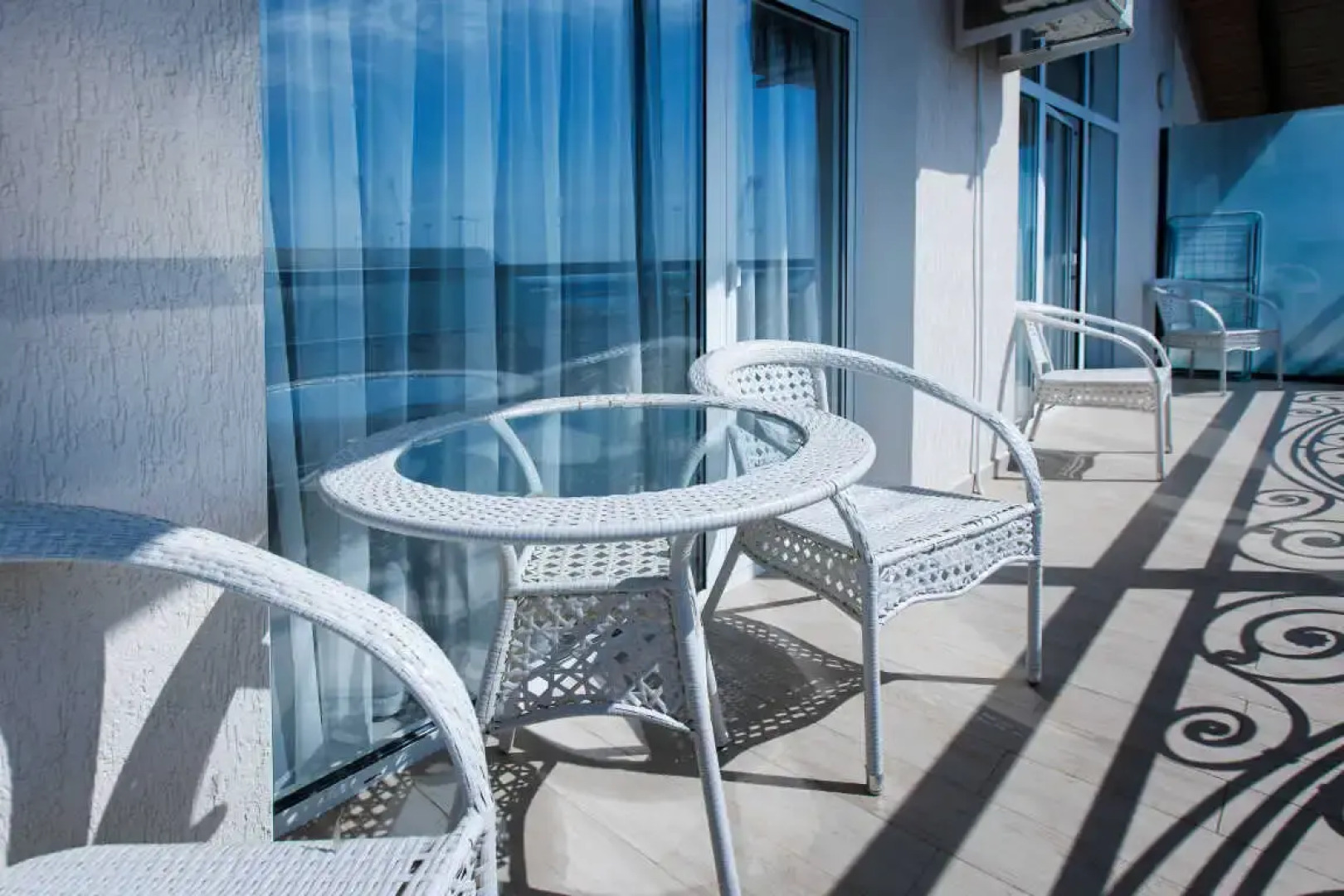 Апартаменты с видом на море и с балконом