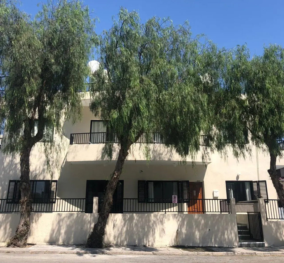 Апарт-отель Athinas Court