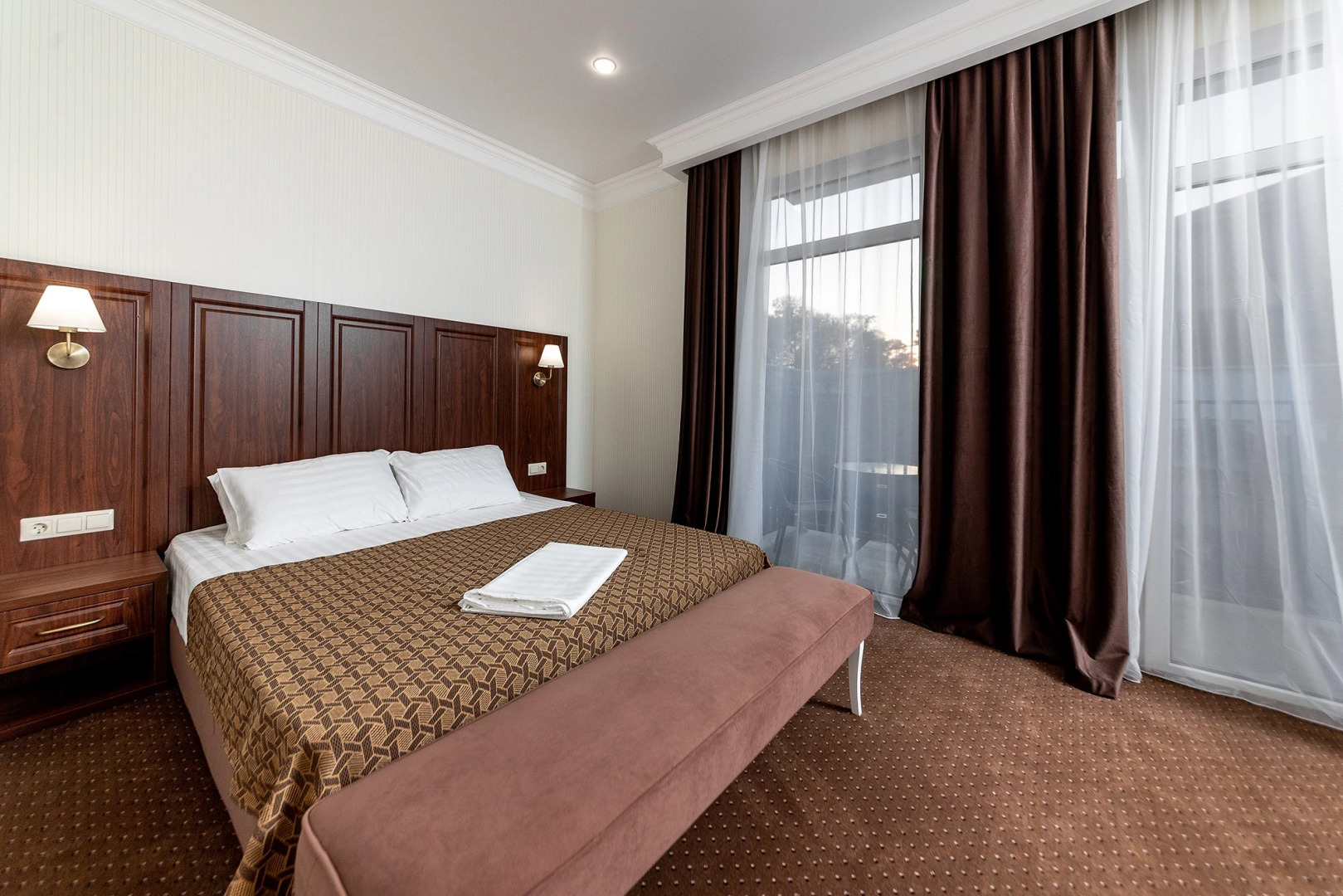 Отель Адриатик