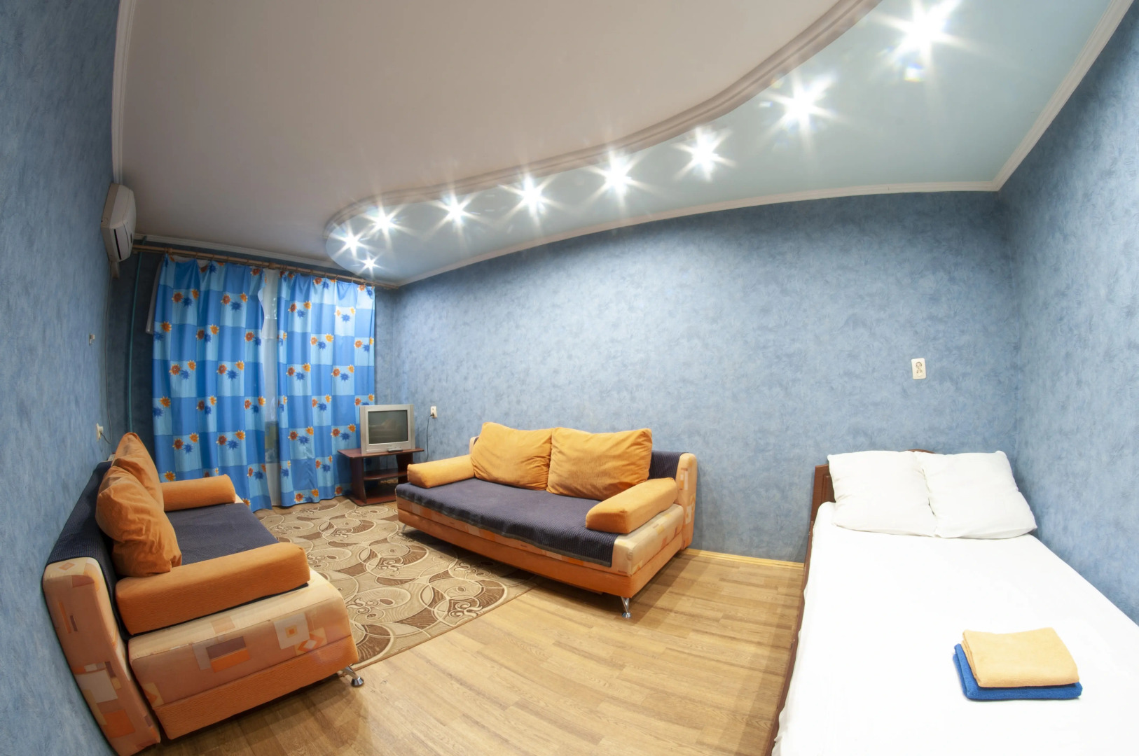 Апартаменты  Эконом на Мельничной 24-3