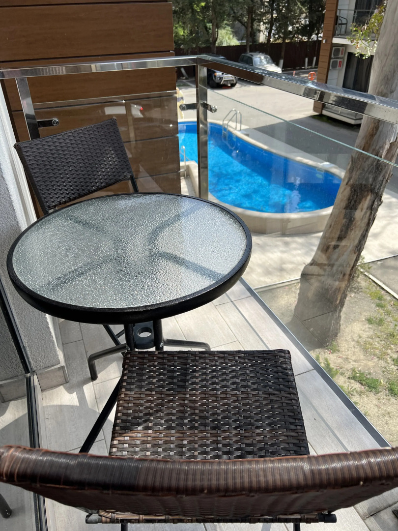 Апартаменты с видом на бассейн