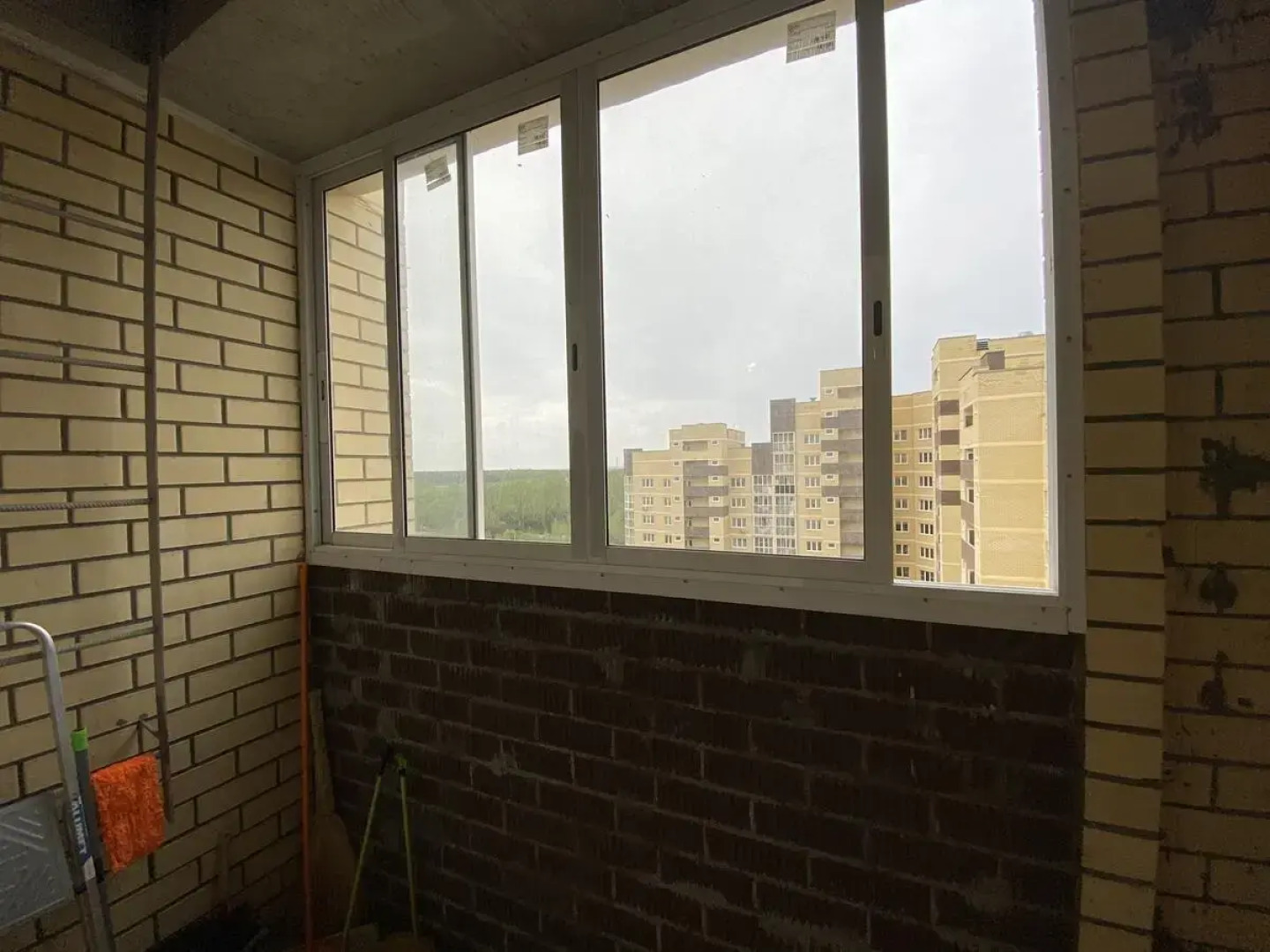 Апартаменты на улице Дмитрия Михайлова 1