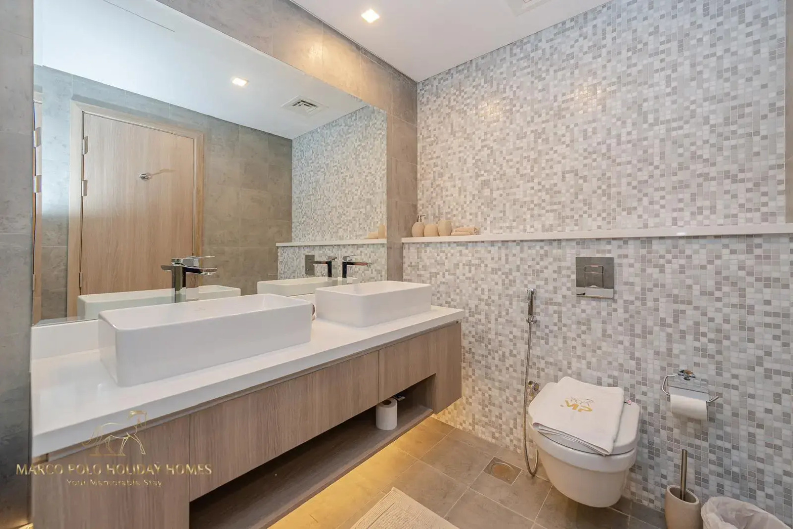 Апартаменты Marco Polo Fancy Marina Getaway With Mesmerizing Views