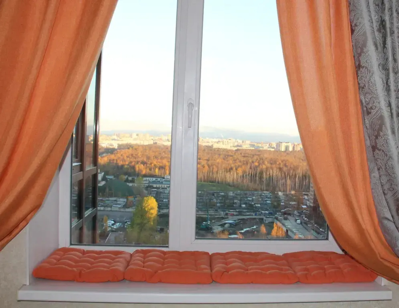 Апартаменты Voyage orange style 1 Есенина 1/1