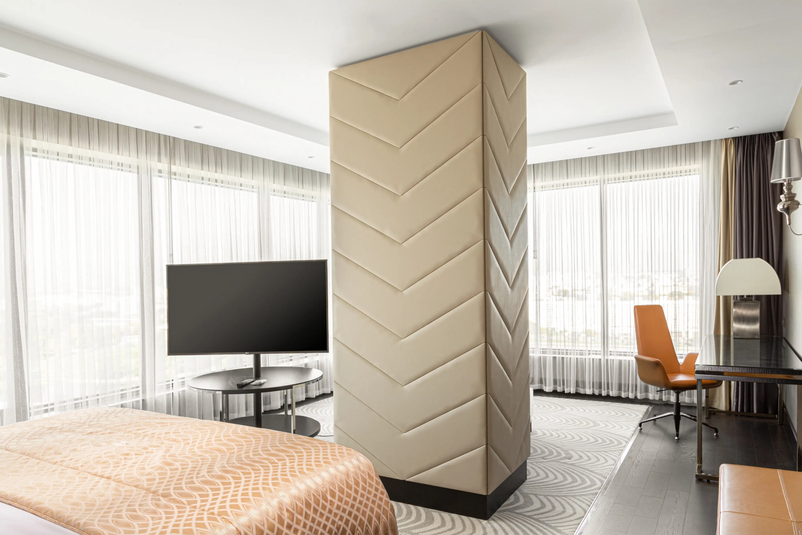 Отель DoubleTree by Hilton Minsk