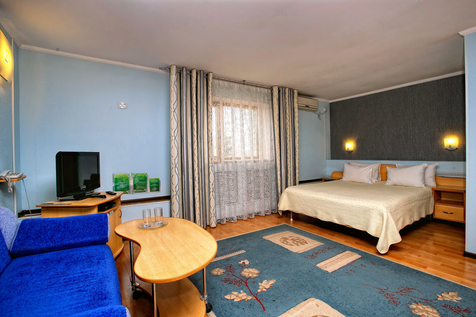 Гостиница Елки