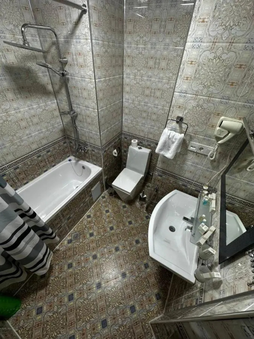 Отель Shahriston