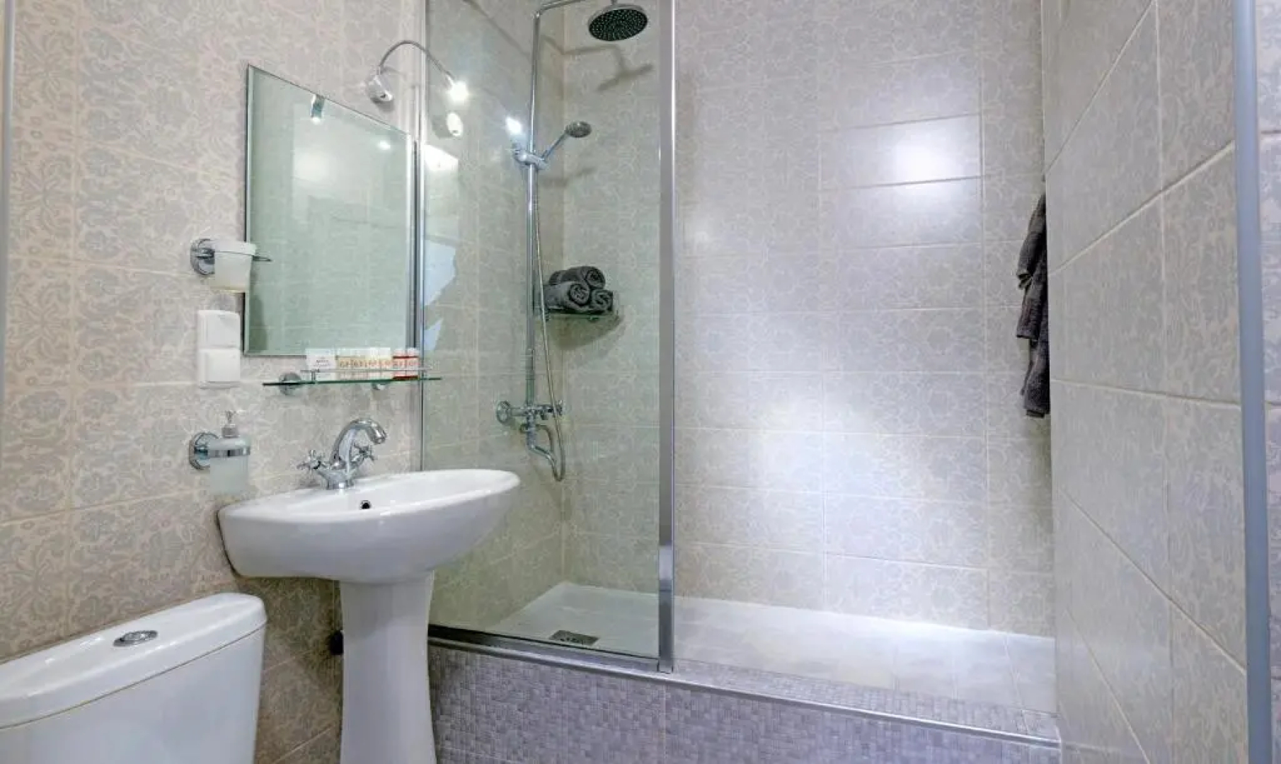 Апартаменты на Ревкомовском Переулке