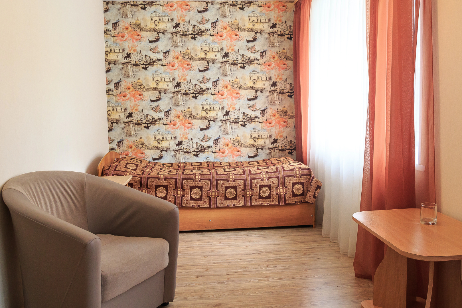 Отель Единство