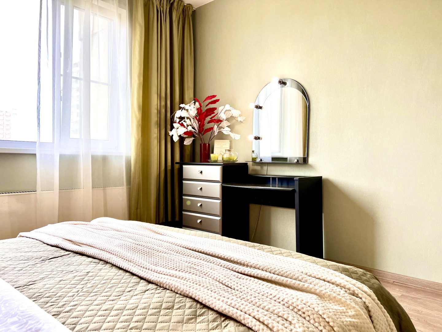 Квартира Like Home Apartment