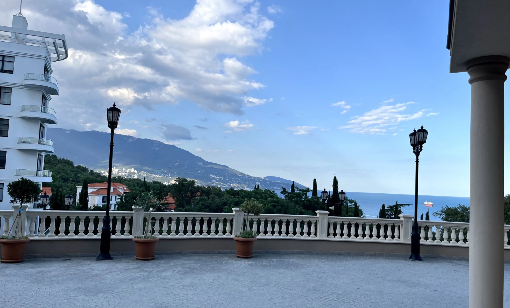 Апартаменты Двухкомнатные с Балконом Премиум класса в ЖК Дипломат