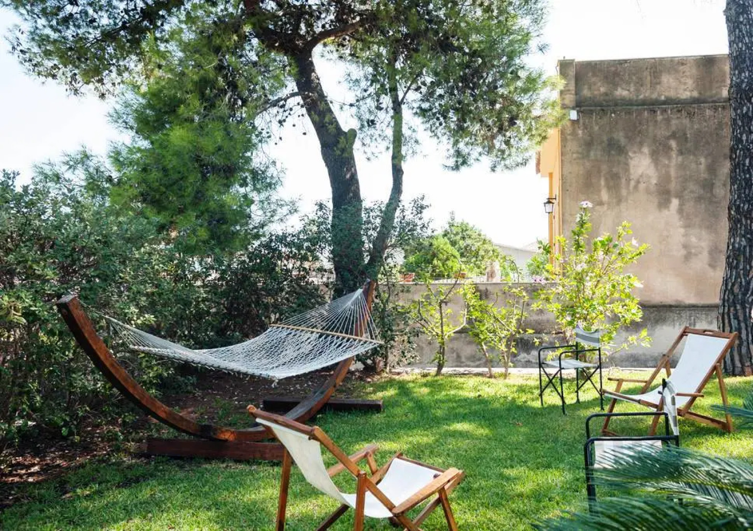 Отель B&B La Casa del Ficus