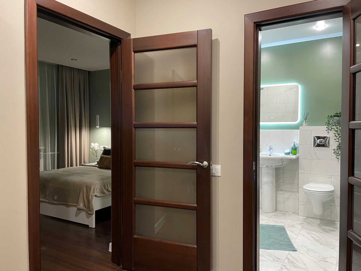 Апартаменты Argentum Home Авиаторов 64