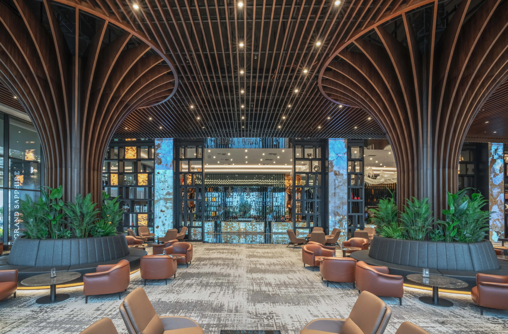 Отель Hotel Grand Sapphire Resort & Casino