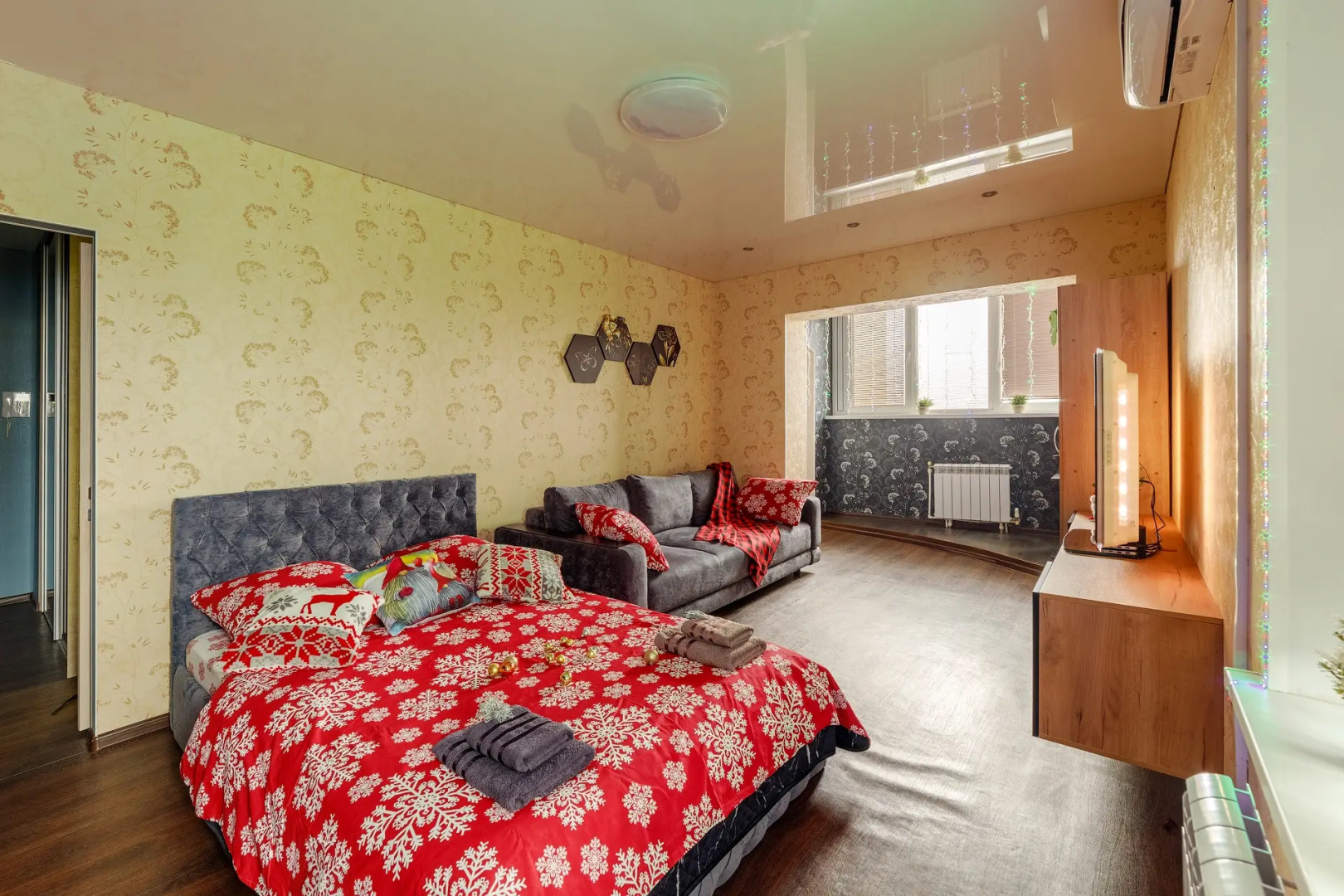 Квартира PrezentHaus в центре на Горького 28