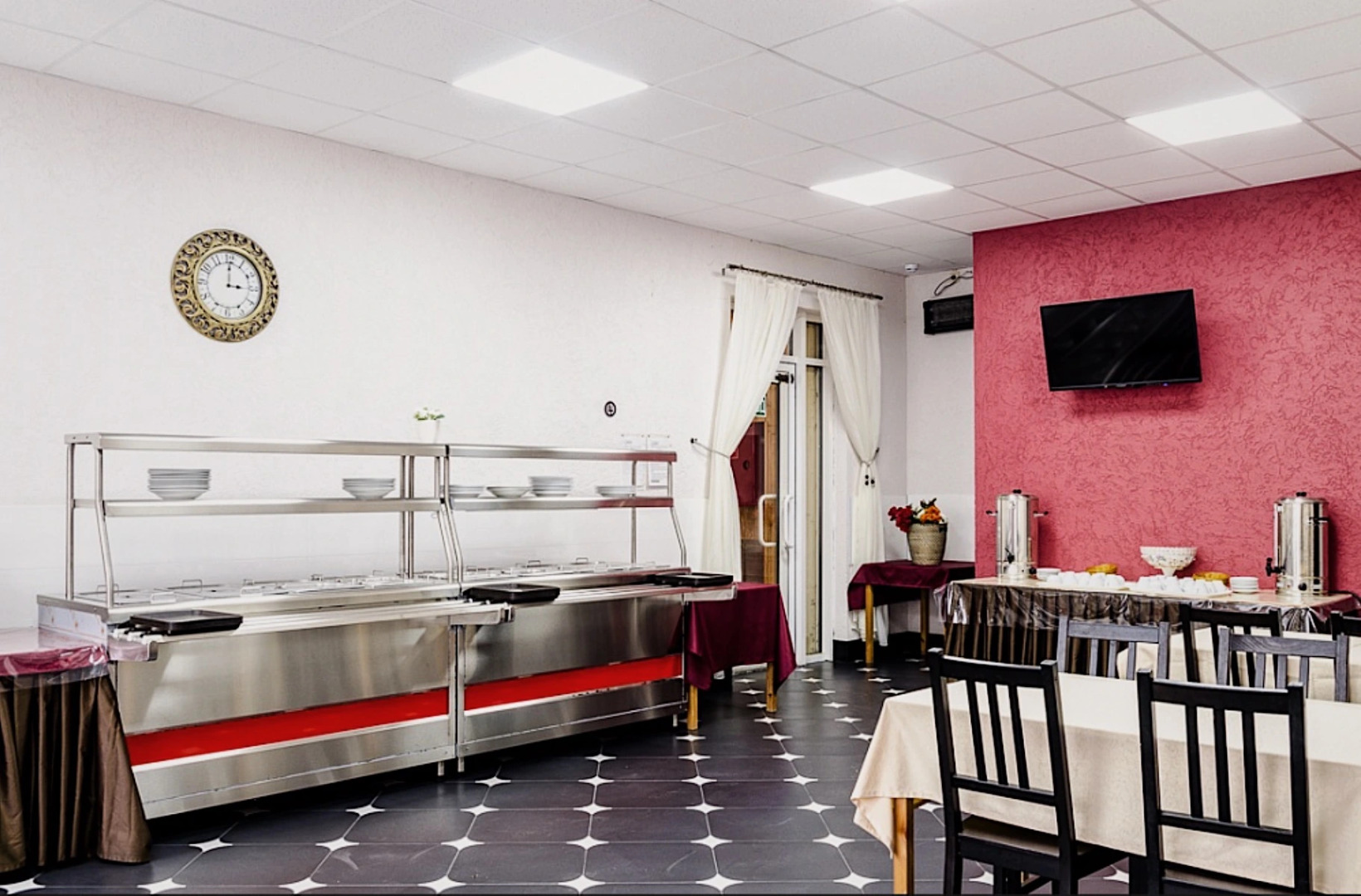 Отель Ривьера