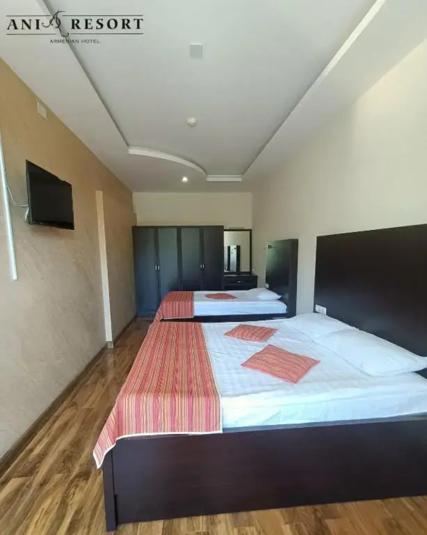 Курортный отель Ani