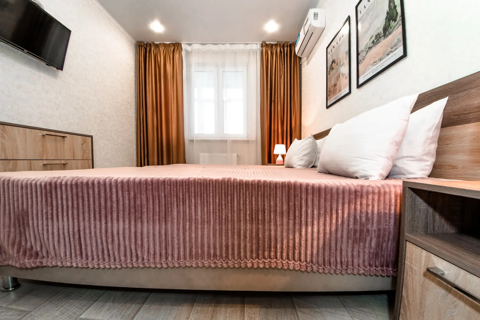 Апартаменты B-Flats Владимирская 148/1