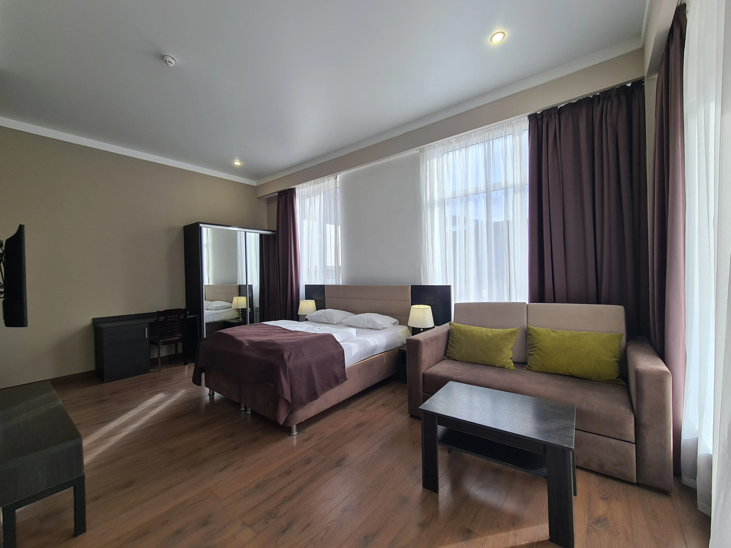 Апартаменты Студия с Террасой и Видом на Горы