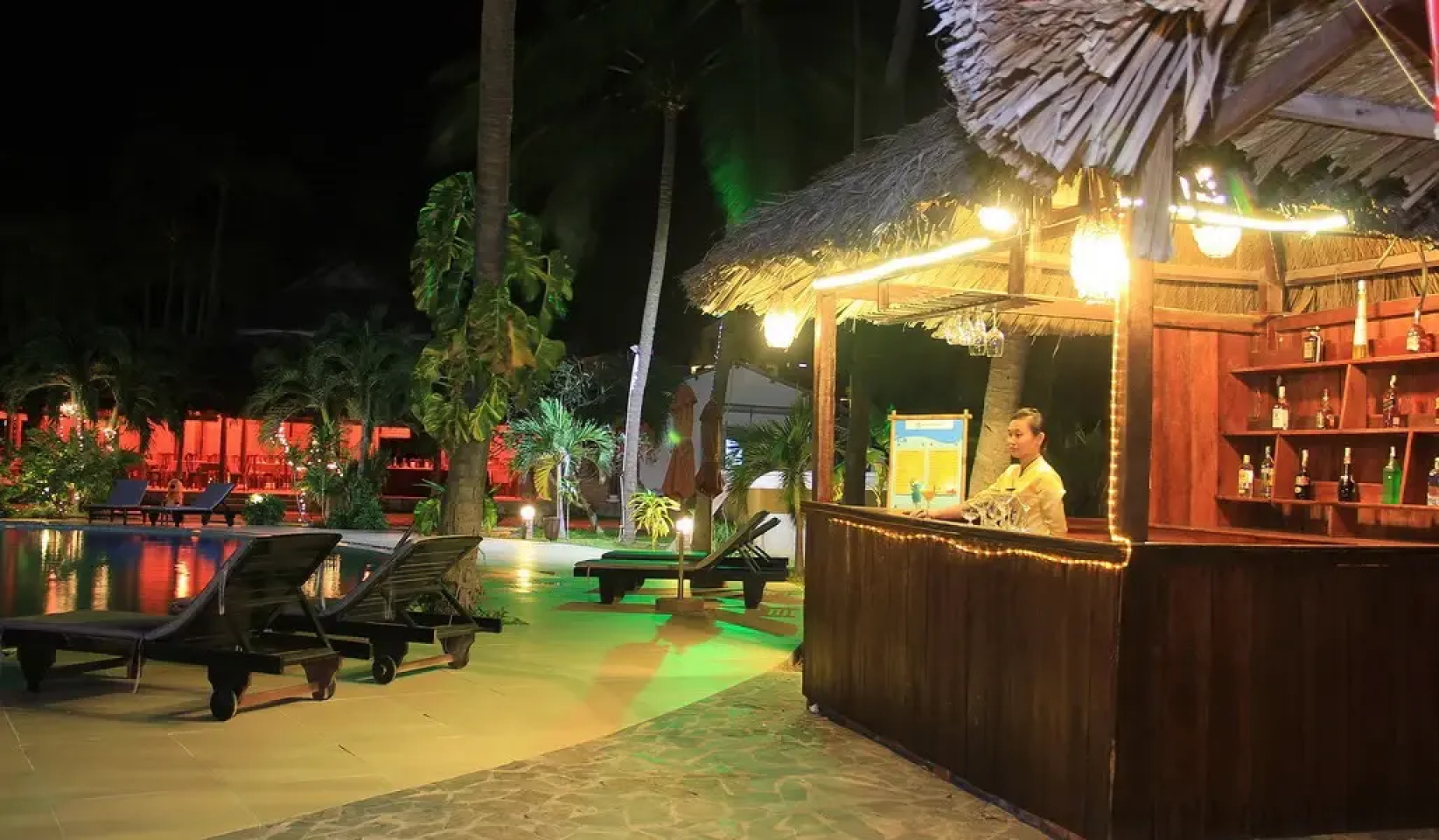 Отель Little Paris Resort & Spa Mui Ne