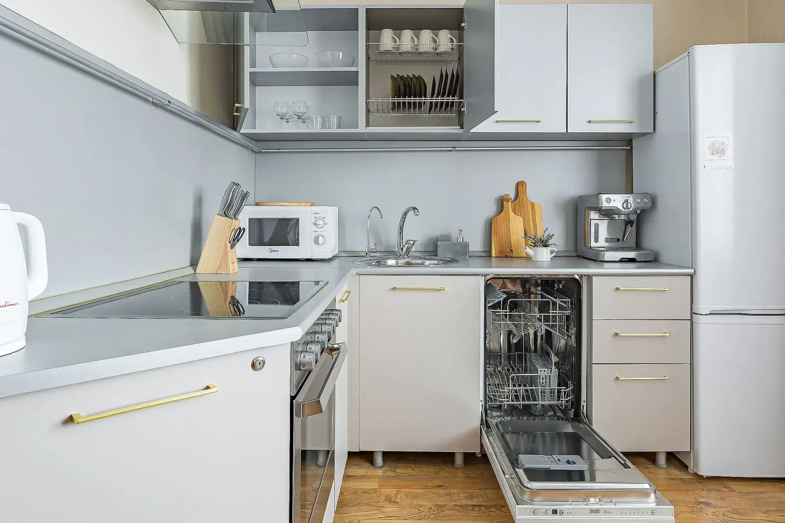 Апартаменты на Карла Маркса 62, с видом на Волгу. м.Стрелка. Сова-Дом