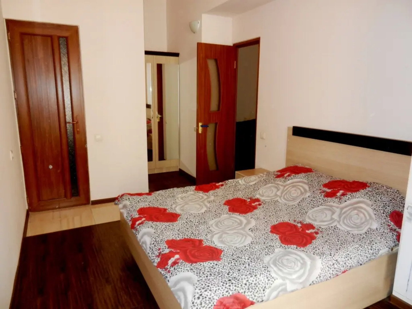 Апартаменты на Площади Республики