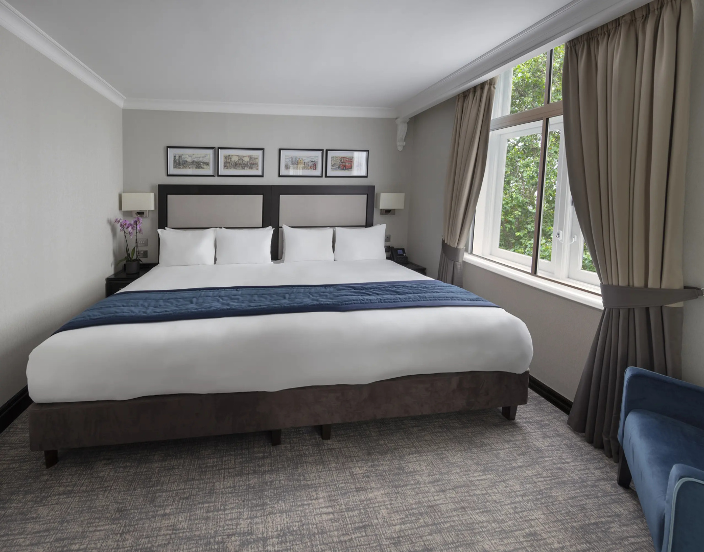 Wellington Hotel by Blue Orchid