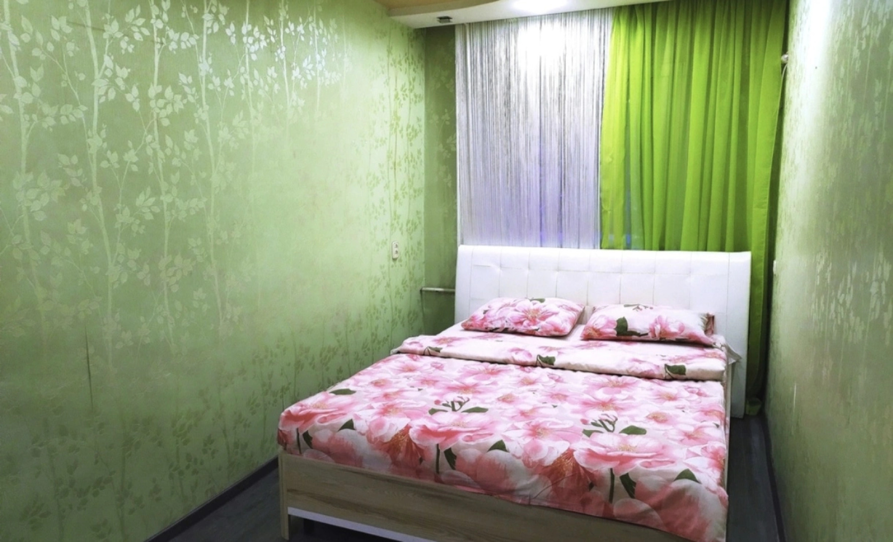 Апартаменты Горького 23