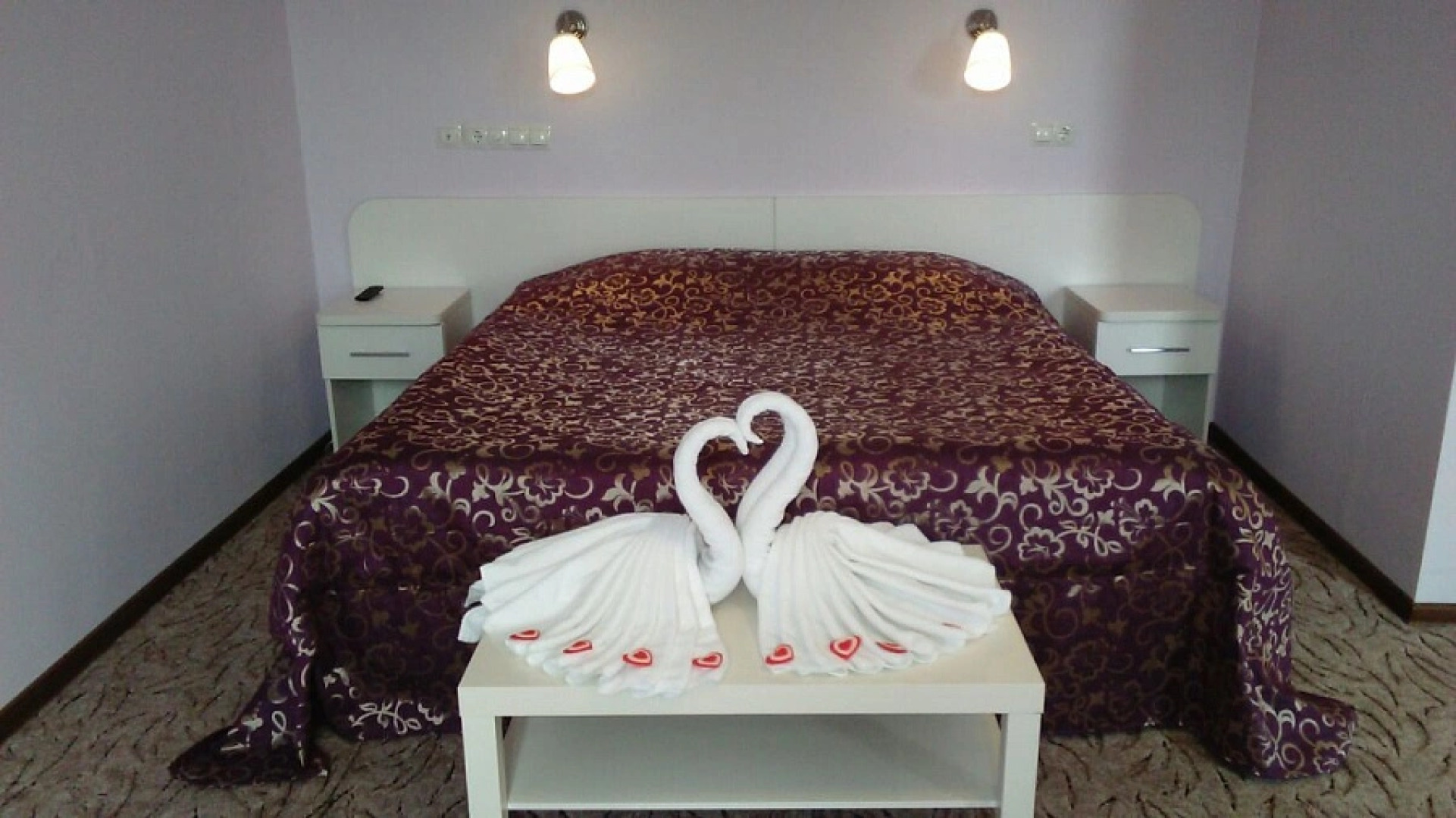 Отель Два крыла