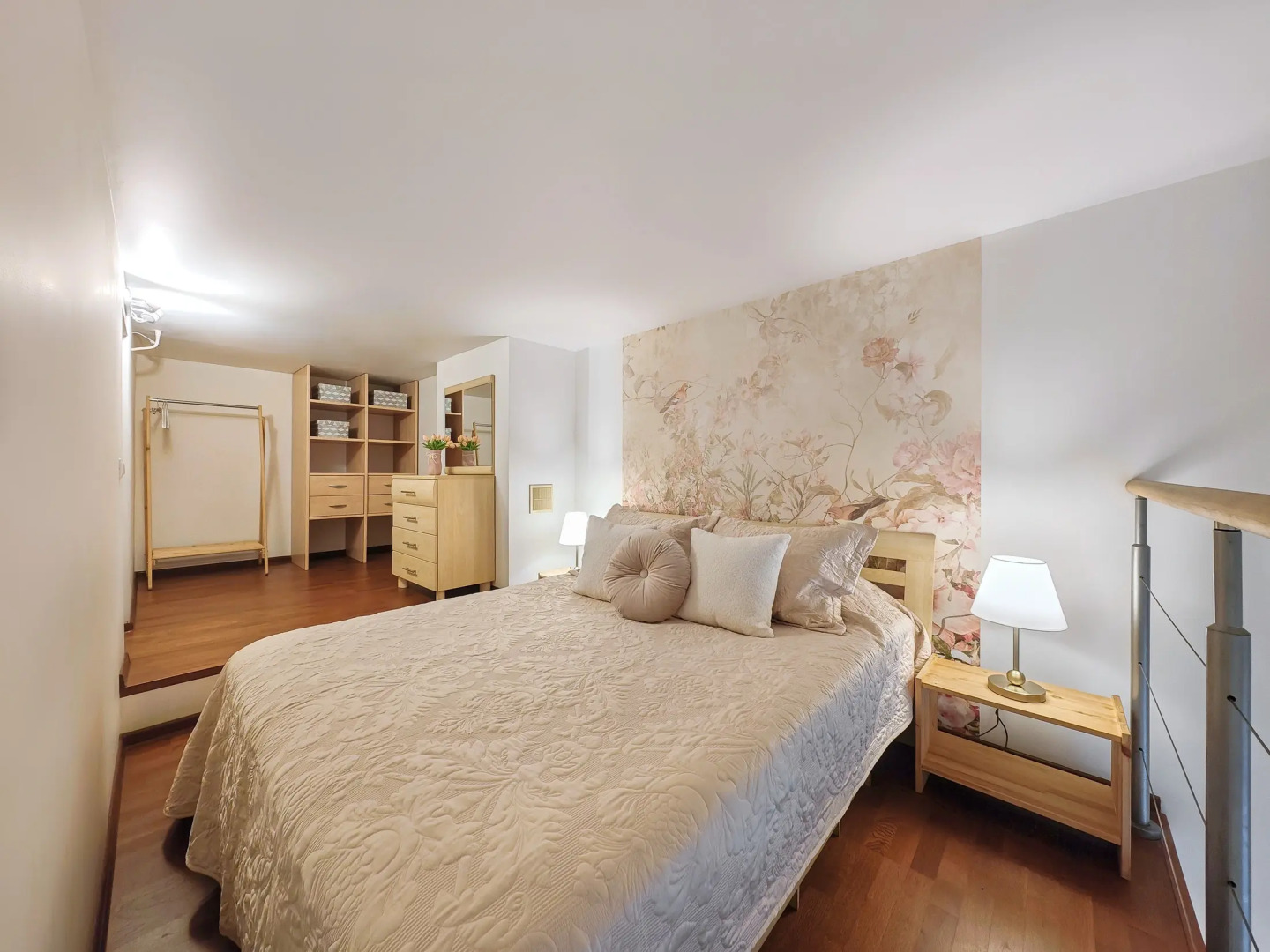 Апартаменты Невский 18 Николь и Мишель