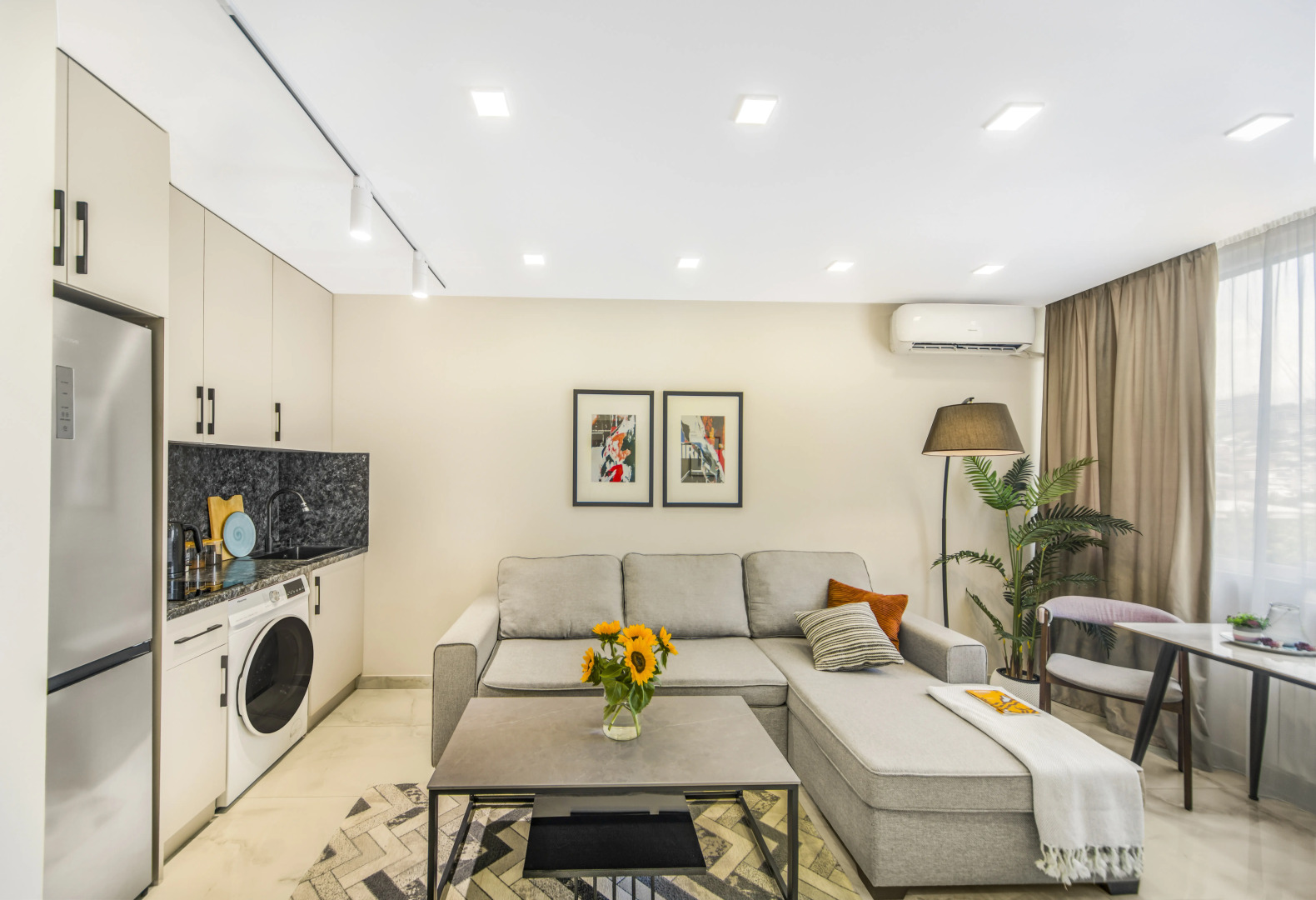 Апартаменты Lagoon by Downtown Inn