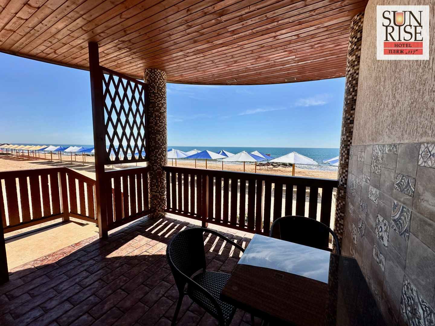 Отель Санрайз