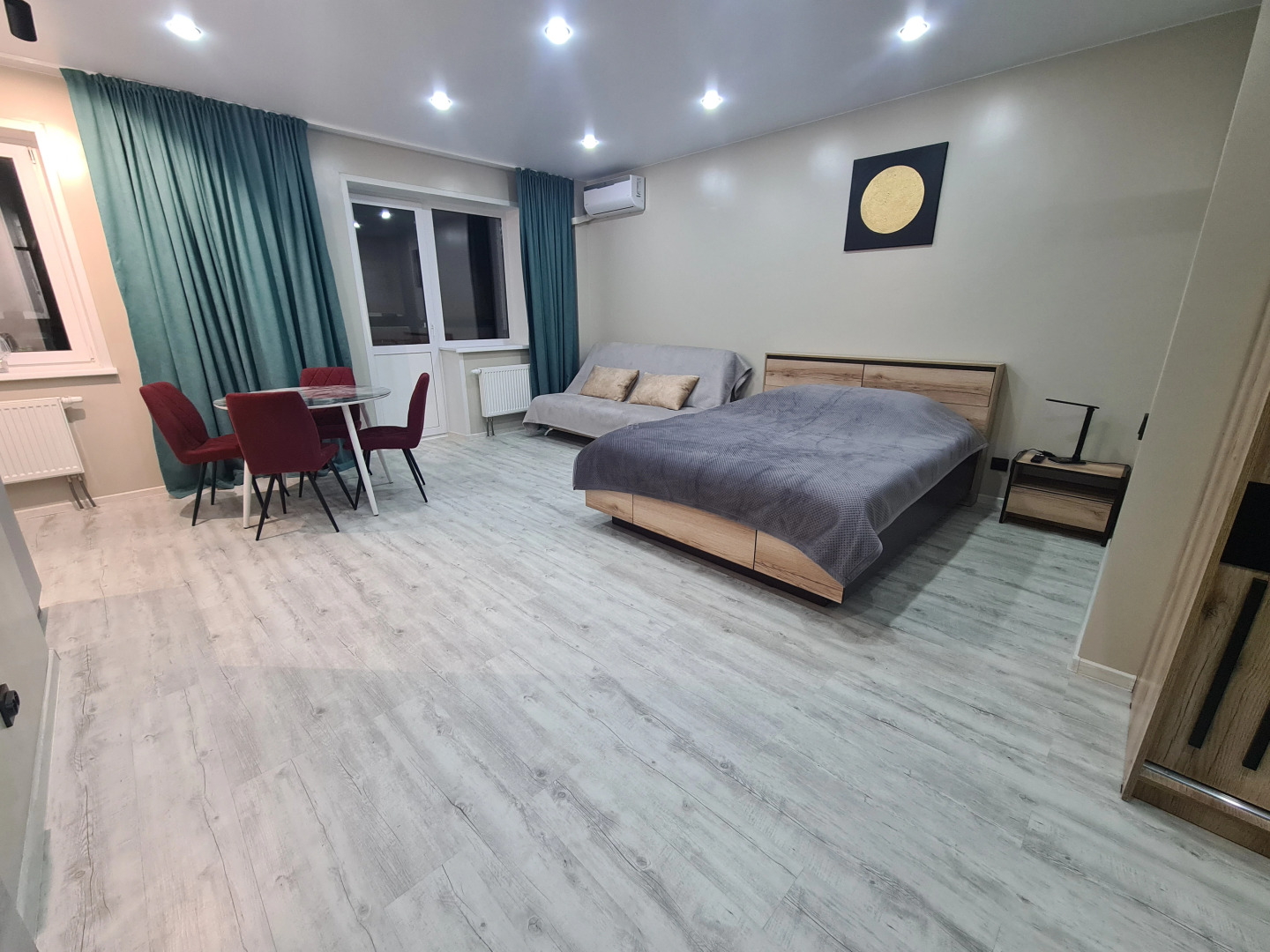 Апартаменты «Оазис» на Чертыгашева 166