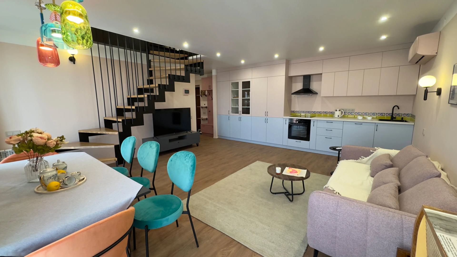 Апартаменты Просторная Двухэтажная