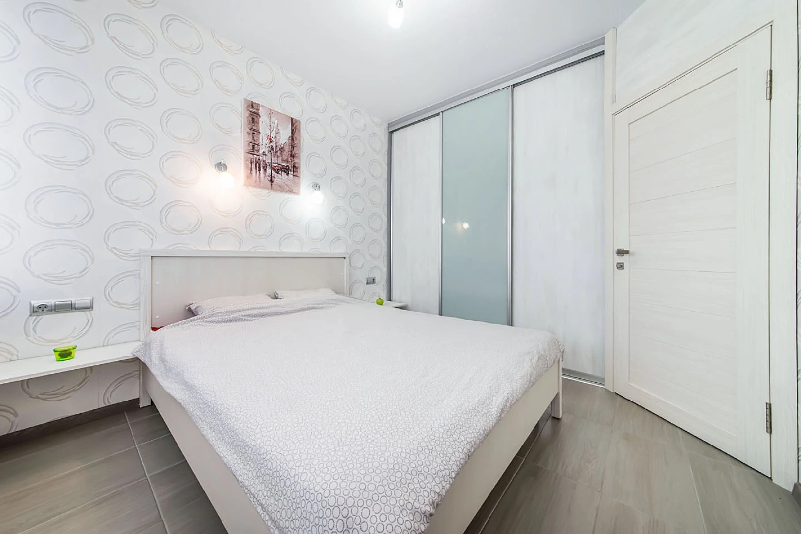 Квартира на сутки Грушевка Метро рядом Кухня объединена с жилой зоной Отдельная спальня Балкон Wi-Fi