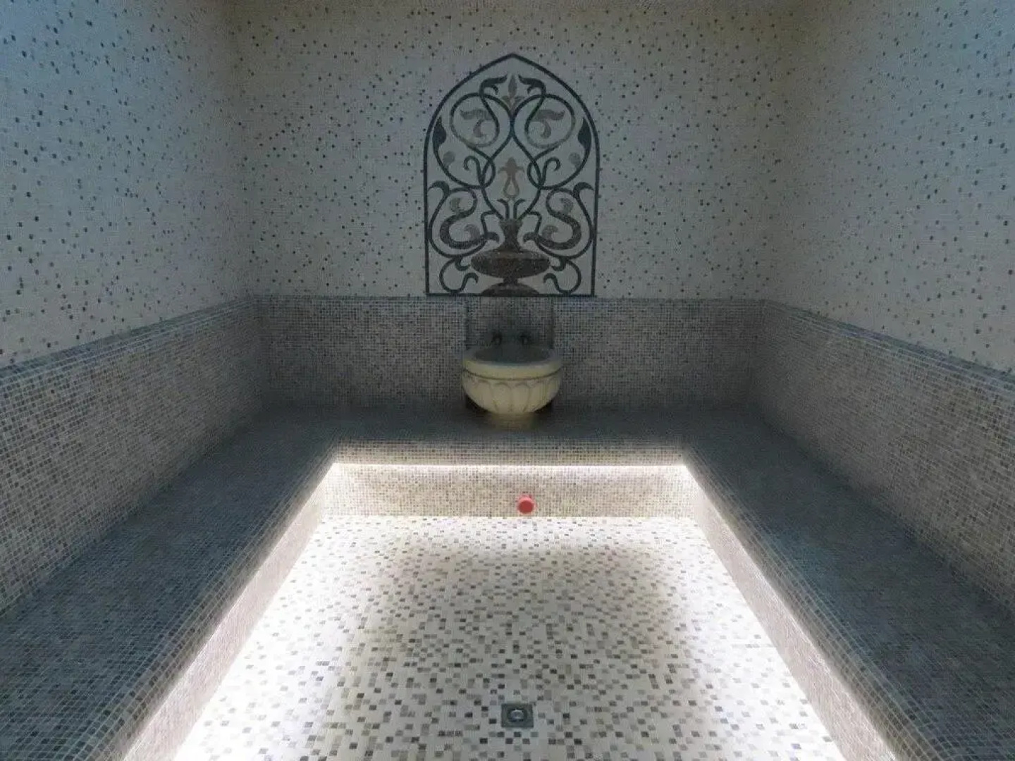 Отель Krokus Plaza