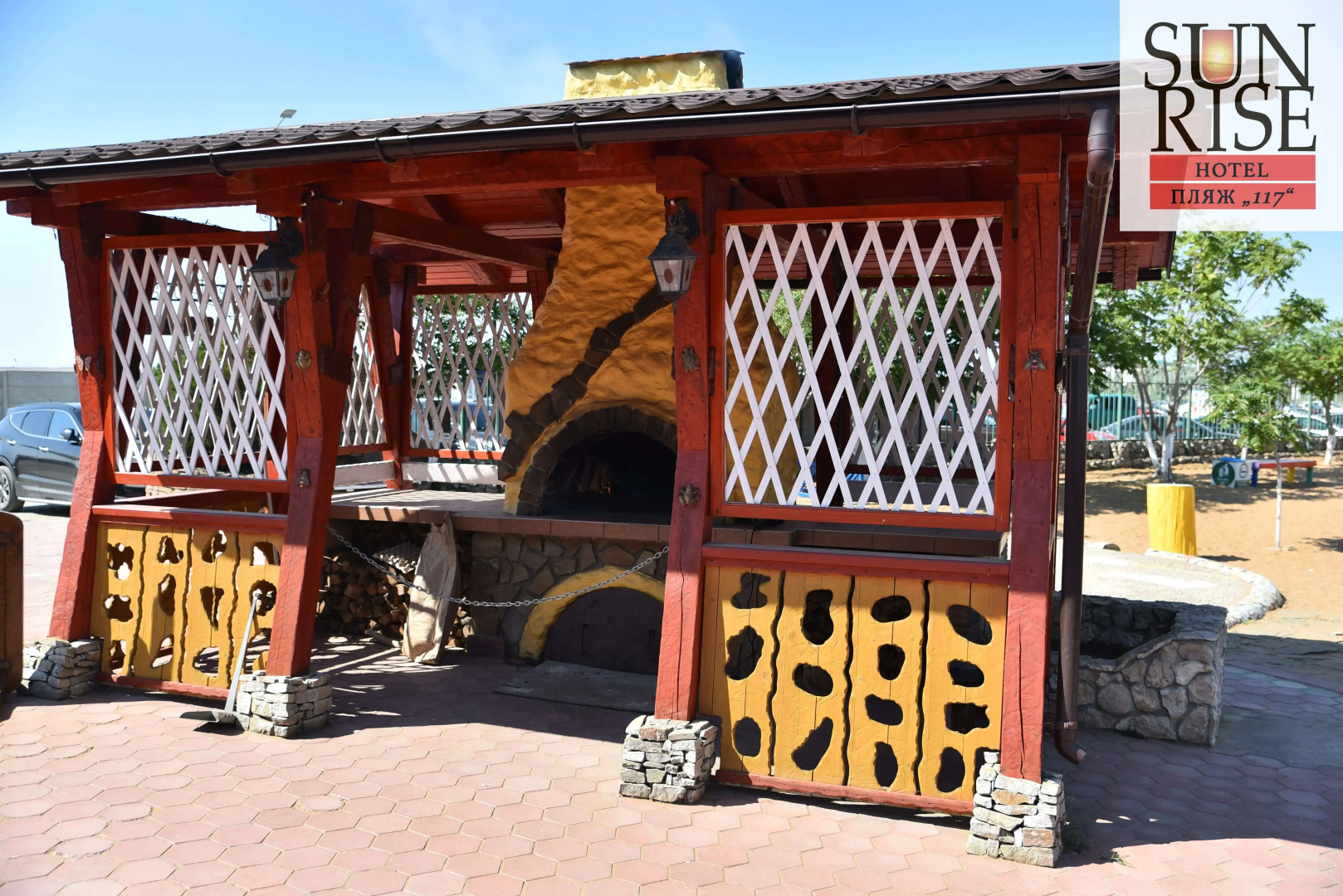 Отель Санрайз